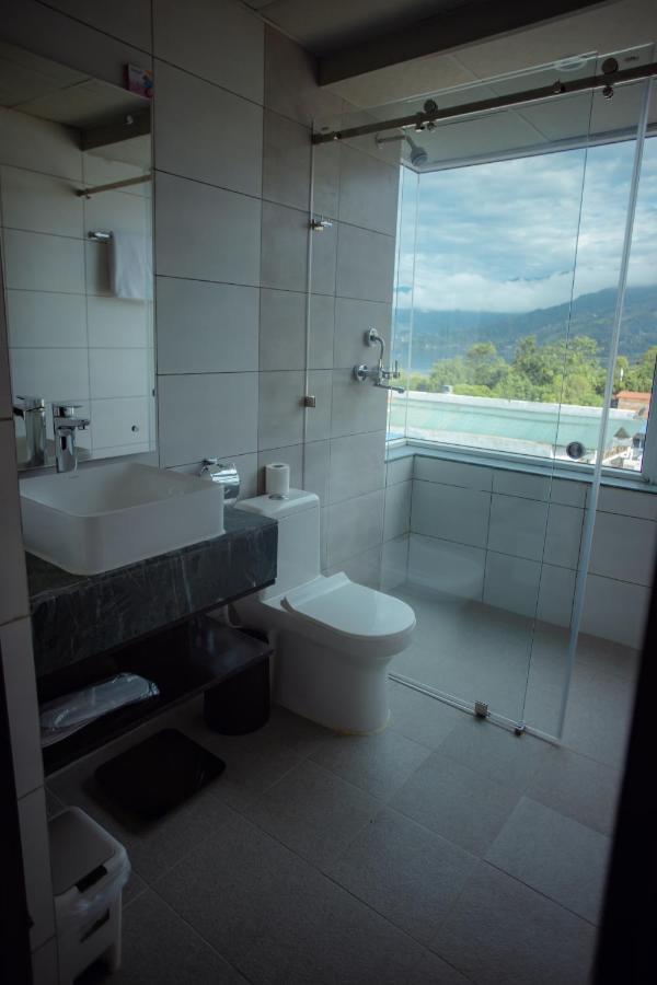 Jade City Hotel โพคารา ภายนอก รูปภาพ
