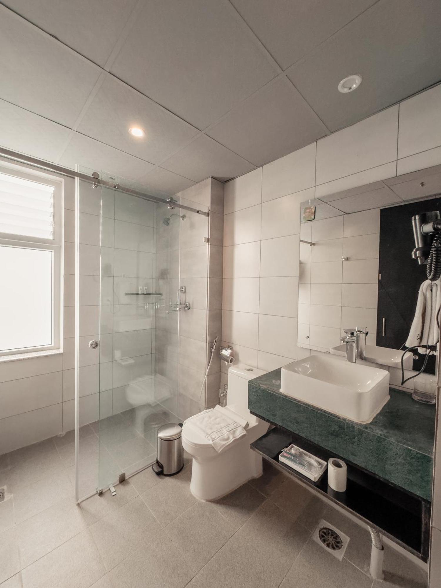 Jade City Hotel โพคารา ภายนอก รูปภาพ